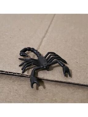 Safari Ltd Scorpion Figure Realistic Insect Arachnid Toy Video 261529